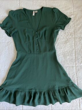 Like new H&M Divided Teal Green V-Neck Dress
